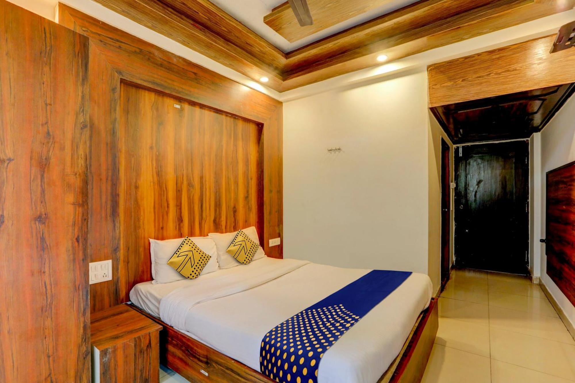 Hotel O Rajdhani Group Of Hotels Майсуру Екстер'єр фото