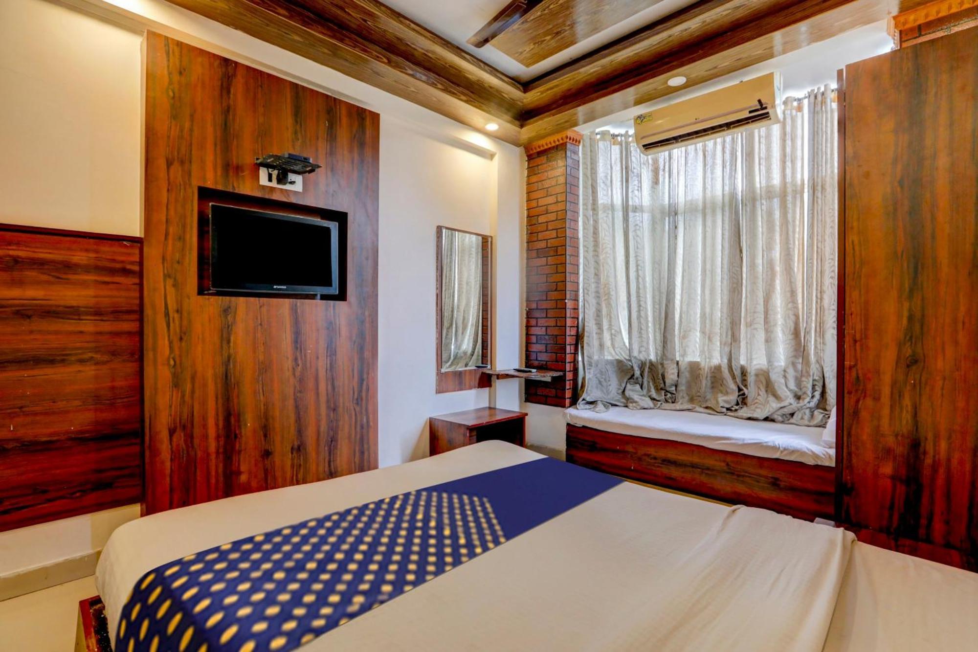 Hotel O Rajdhani Group Of Hotels Майсуру Екстер'єр фото